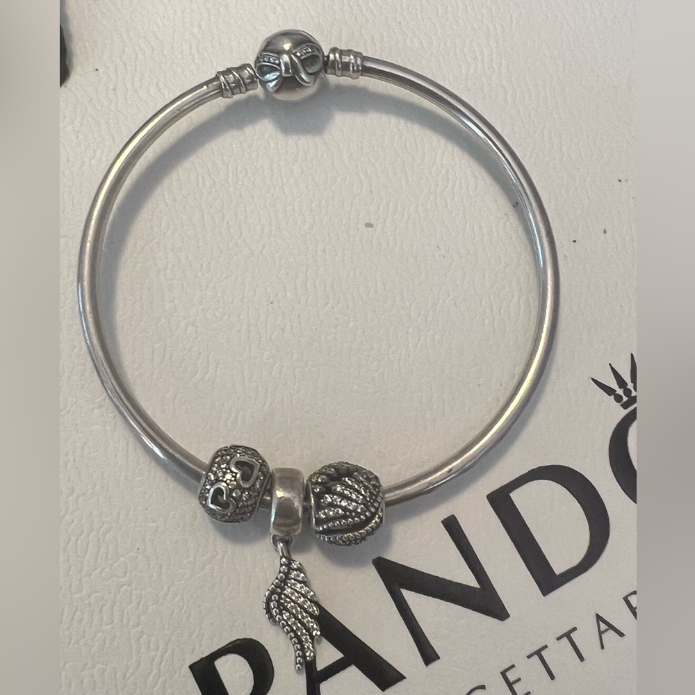 Pandora Limited Edition “Dainty Bow” Bangle Bracelet with charms